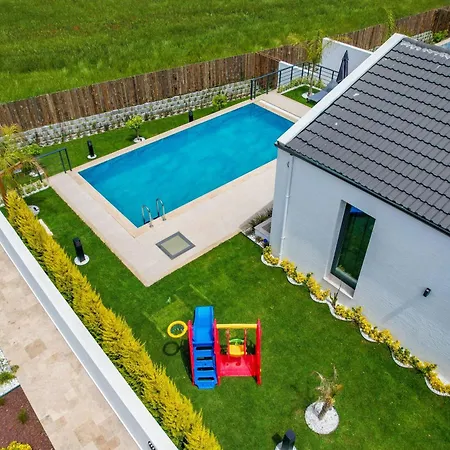 Odella - Luxury For 6 In Seydikemer Zorlar וילה