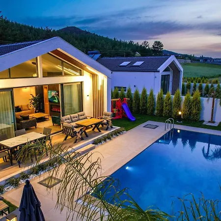 Odella - Luxury For 6 In Seydikemer Zorlar פאטהיה