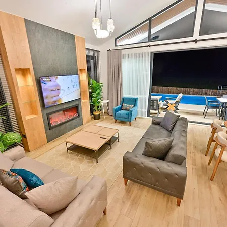 Odella - Luxury For 6 In Seydikemer Zorlar וילה