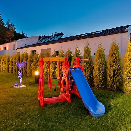 Odella - Luxury For 6 In Seydikemer Zorlar Vila