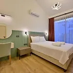 Odella - Luxury For 6 In Seydikemer Zorlar Villa *